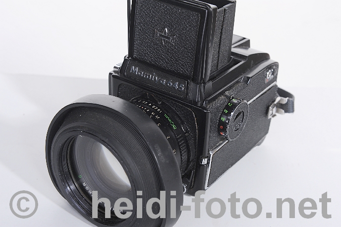 Mamiya 645 1000s mit 80/2.8 Lichtschacht, Magazin 120 4,5x6