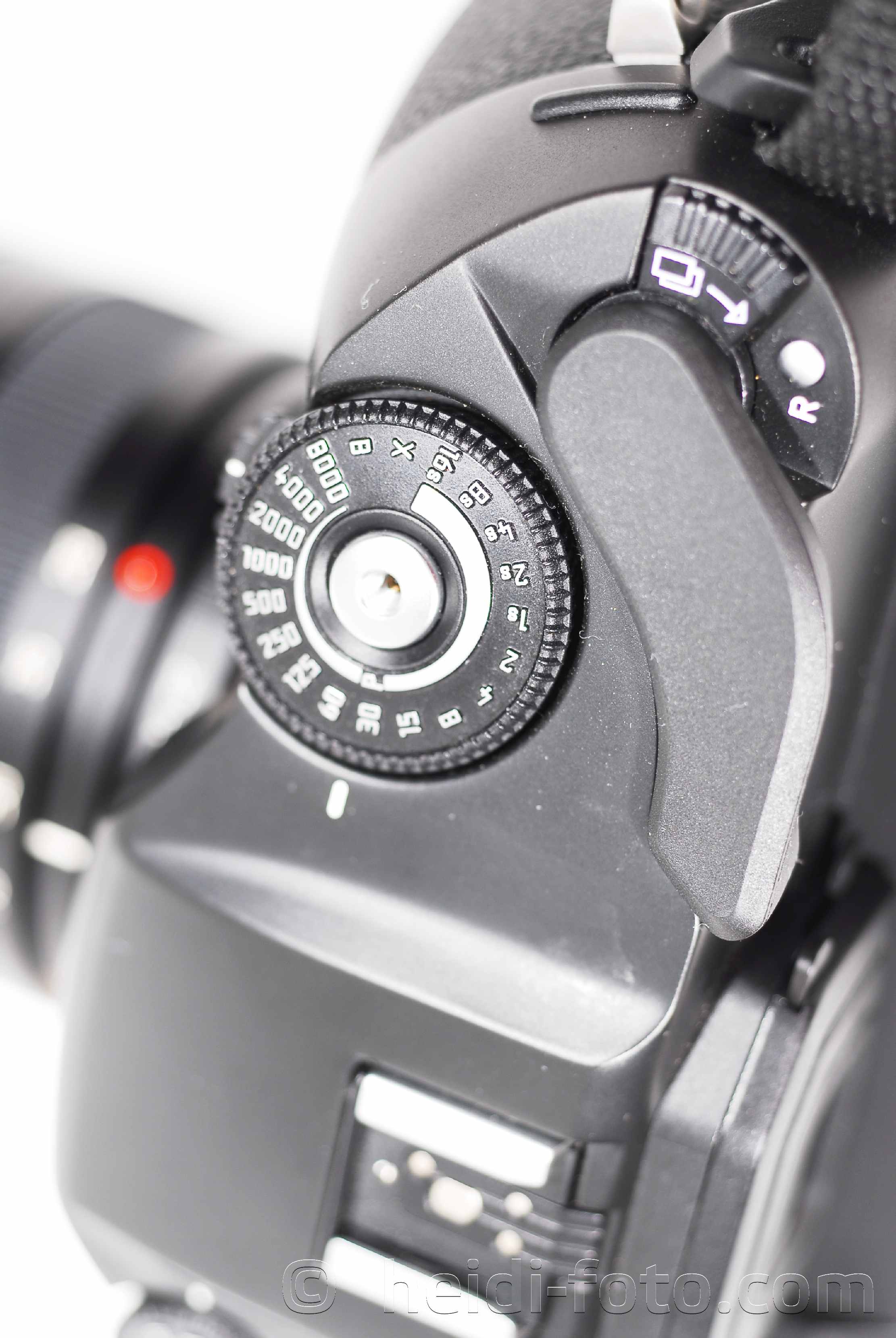 Leica R8 black + Digital Modul R + 2870mm 3,54,5