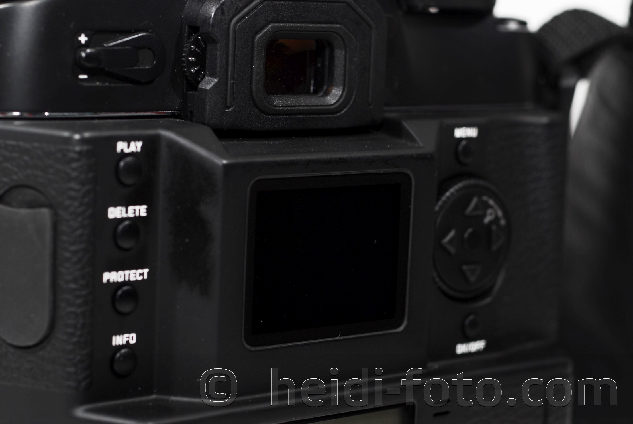 Leica R8 black + Digital Modul R + 2870mm 3,54,5 + Motor Unit